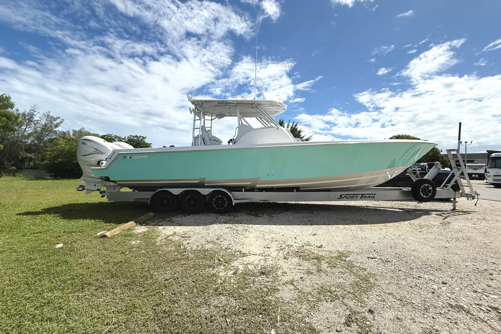 2023 Contender 39 Fisharound — photo 2