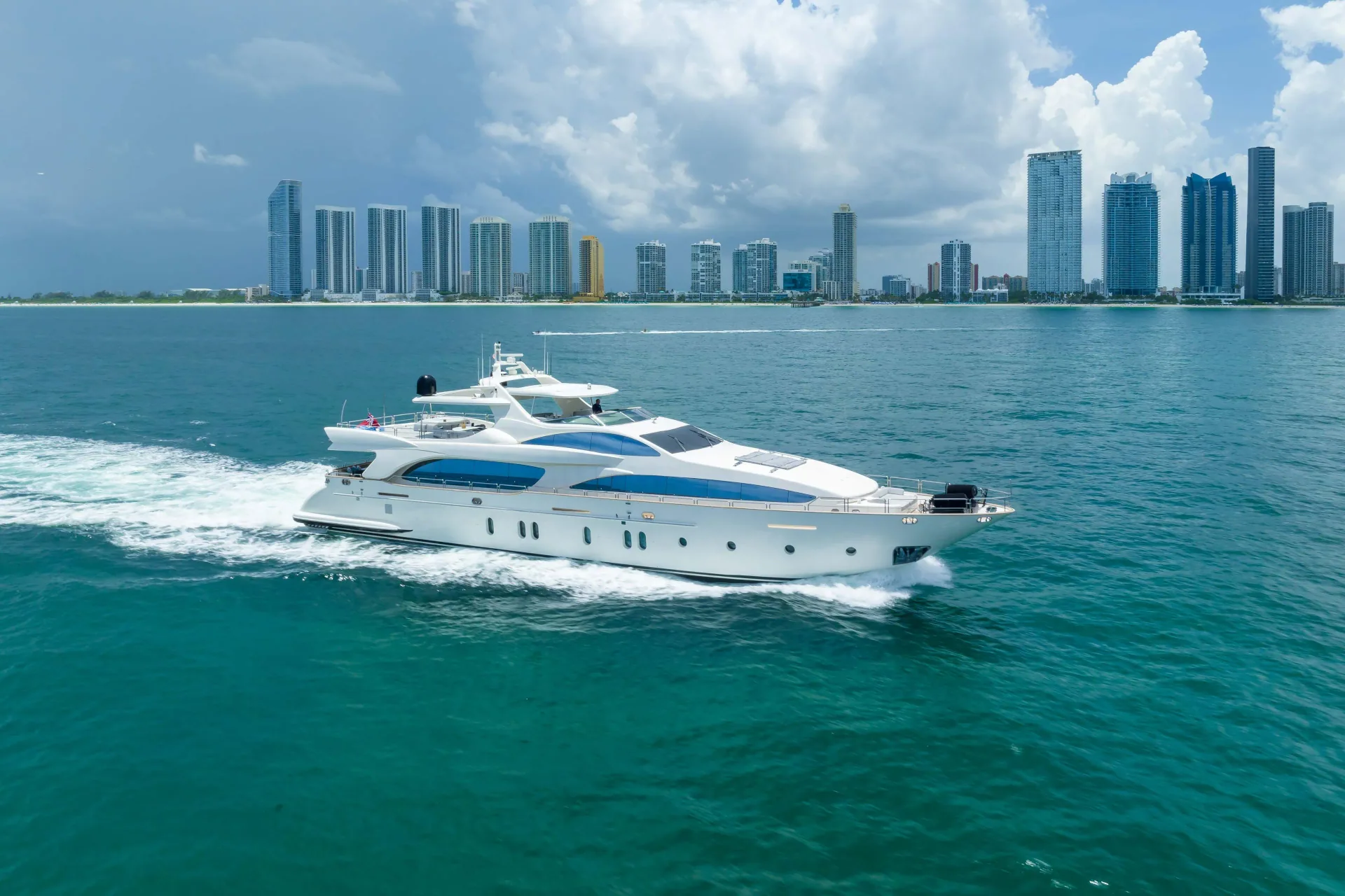 2012 Azimut 116 — photo 2