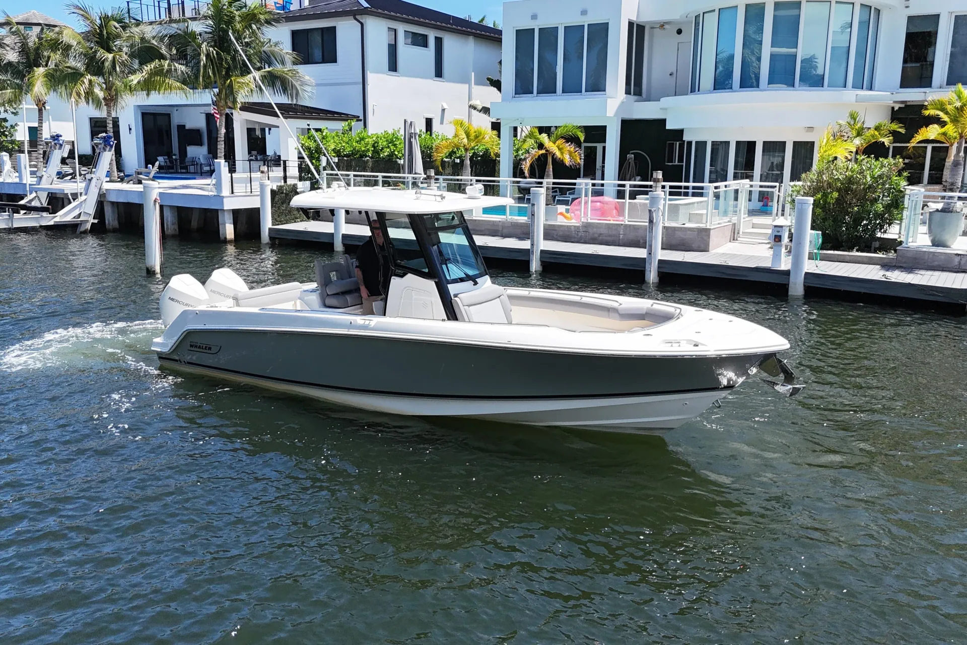2024 Boston Whaler 280 Outrage — photo 1
