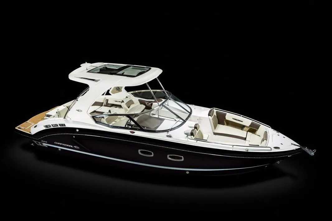 2019 Chaparral 347 SSX — photo 2